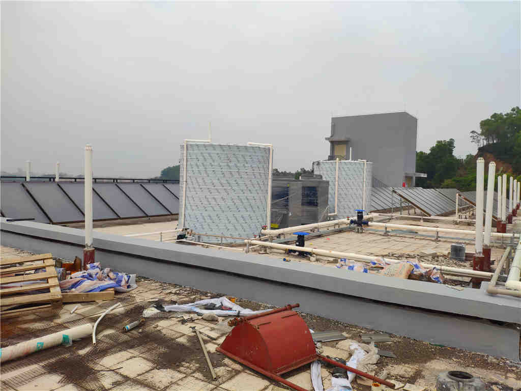 太陽(yáng)能配空氣能熱水工程安裝